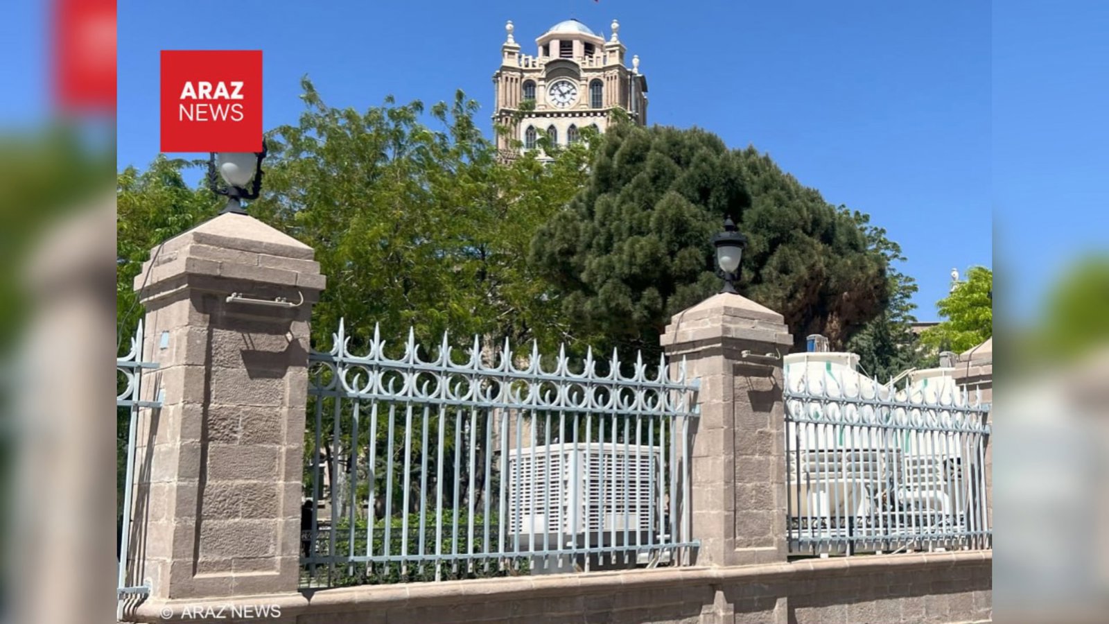  از شکاف هویت تا بازتولید فقر در ایران                          