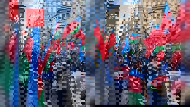 راهپیمایی گوتنبرگ؛ اعلام استقلال راه آذربایجان از فاشیسم و ارتجاع مرکز