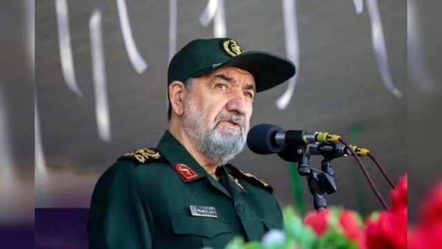 Möhsün Rizai: Hörmüz boğazı açılmayacaq