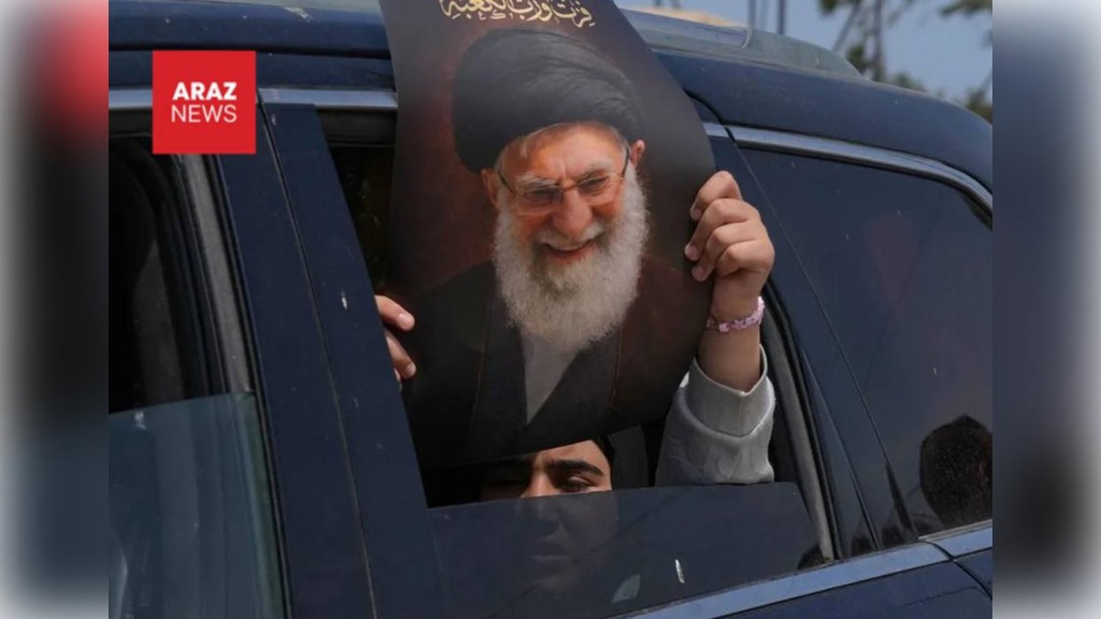 انتقاد ابطحی از دعوت نشدن روسای‌جمهور پیشین به مراسم دفن خامنه‌ای