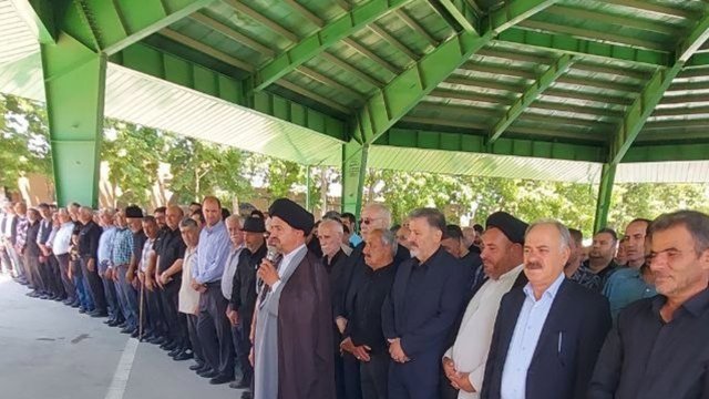 مراسم تشییع پیکر آشیق «علی یئکانلی» در باغ رضوان اورمیه برگزار شد