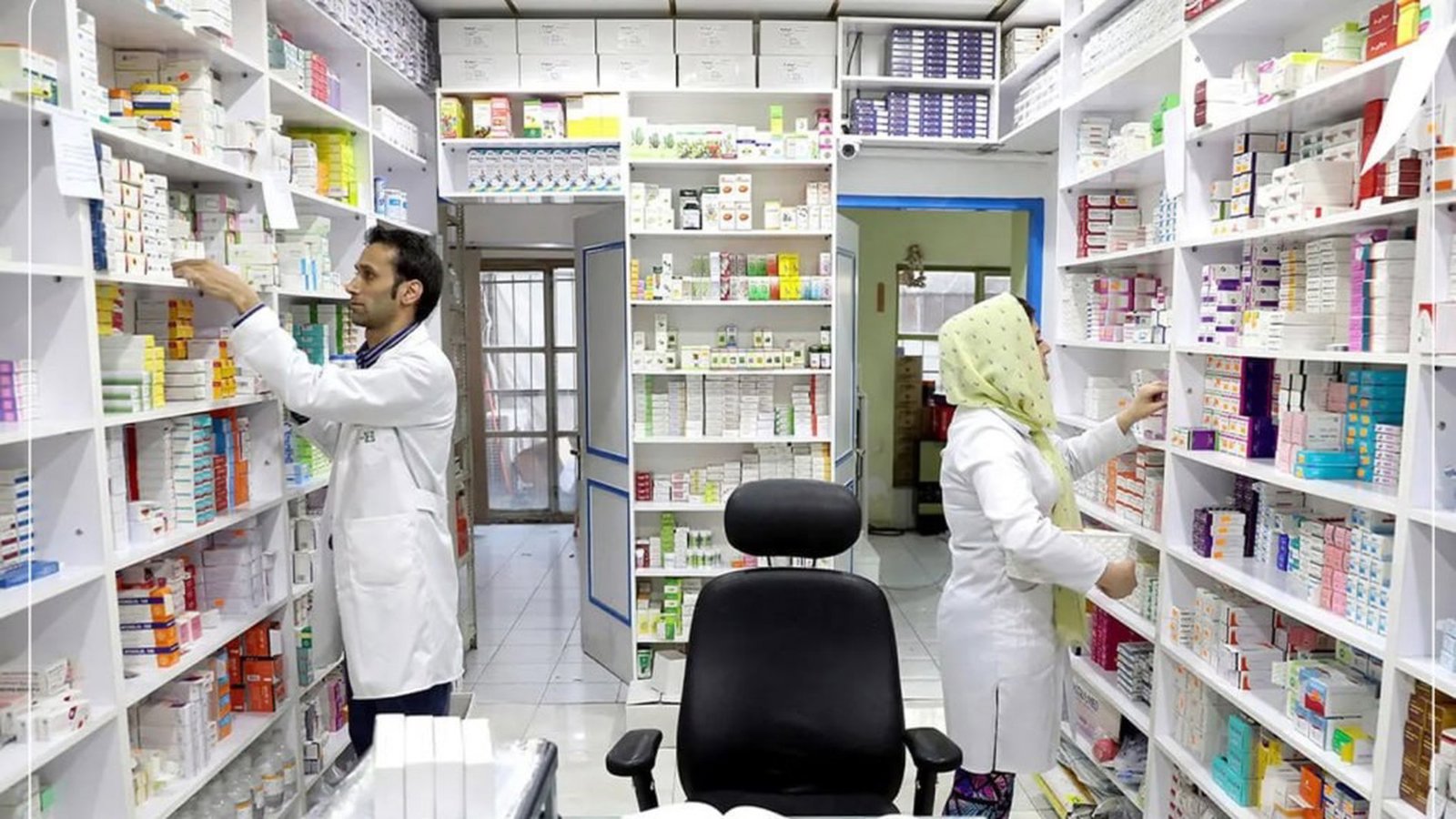 İran Məclisinin Səhiyyə Komissiyası üzvü: Dəniz blokadası dərman idxalını ciddi çətinləşdirib