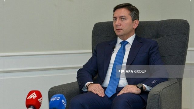 معاون وزیر خارجه آزربایجان: باکو از دریافت‌کننده کمک به کشور اهداکننده تبدیل شد