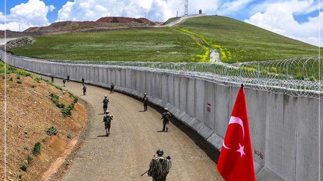Türkiyə İranla sərhəddə təhlükəsizlik divarının tikintisini genişləndirir