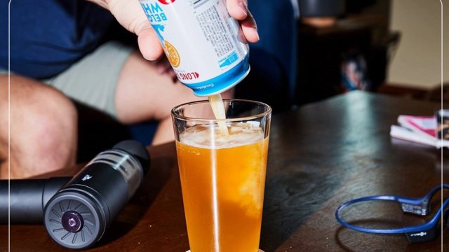 Alkoqol qaçışçıların irəliləyiş şansını əlindən alır: anaerob gücün azalmasından əzələ formalaşmasında pozuntuya və yuxu problemlərinə qədər