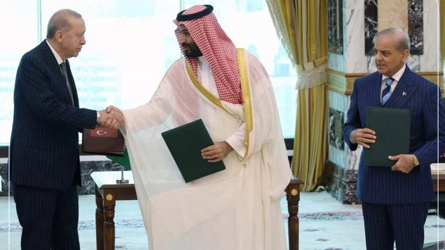 تهدید تازه کیهان علیه همسایگان؛ هر تحرک علیه نیروهای نیابتی تهران «پاسخ میدانی» می‌گیرد