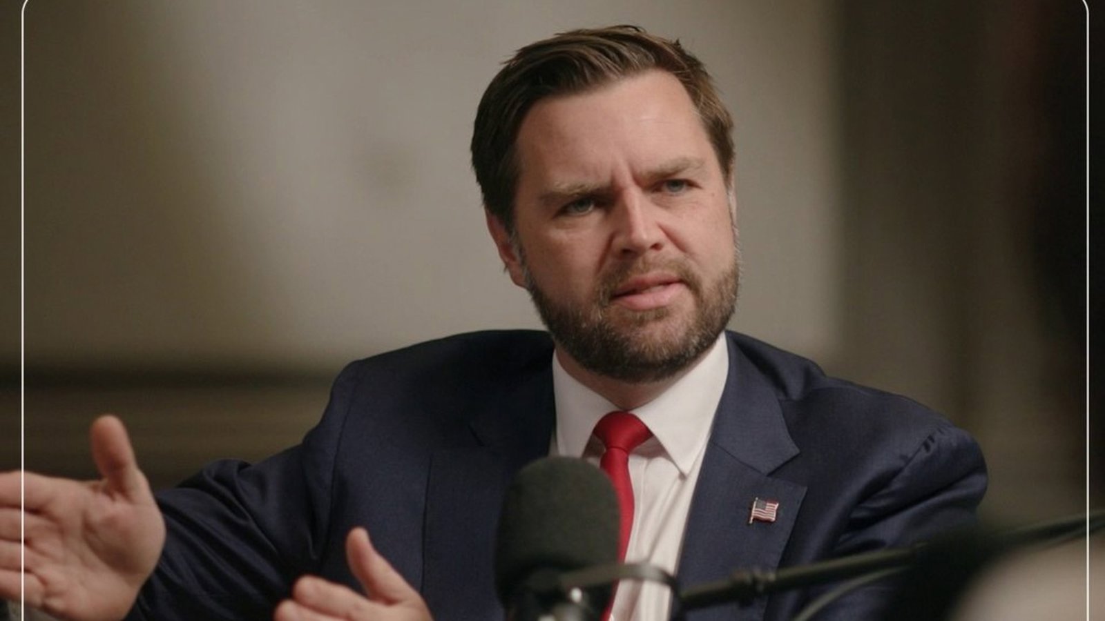 JD Vens, ABŞ vitse-prezidenti: Neftin qiymətinin aşağı salınması amerikalılar üçün İranın nüvə proqramının dayandırılmasından üstündür