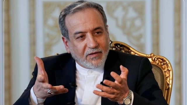 عراقچی جنگ اقتصادی آمریکا را «فیلم تکراری» خواند؛ هزینه اما بر دوش مردم است