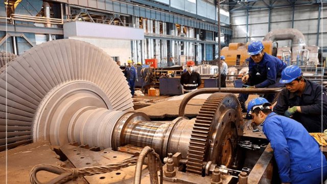 Zavodların istehsal xərclərində bahalaşma dalğası: sənayedə istehsalçı inflyasiyası 100 faizi ötdü