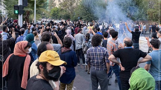 گزارش تازه از سرکوب معلمان؛ ۱۵ کشته و ۷۸ بازداشت در سال تحصیلی گذشته