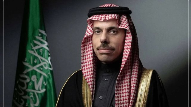 وزیر خارجه عربستان به حوثی‌ها هشدار داد: دری را گشوده‌اید که توان تحمل پیامدهایش را ندارید