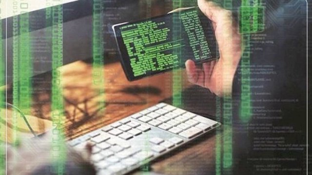 بدافزار وزارت اطلاعات روی تلفن مخالفان؛ از فعال‌کردن میکروفن تا ردیابی موقعیت
