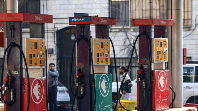 İran Ticarət Palatası Enerji Komissiyasının sədri: keyfiyyətli benzinin qiyməti 45-50 min tümən olmalıdır