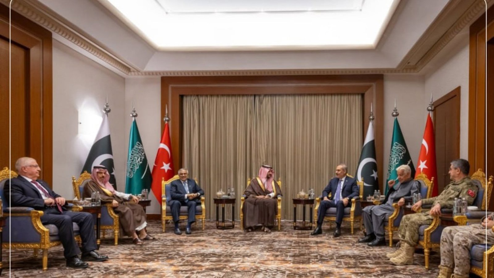 Ər-Riyadda Türkiyə, Səudiyyə Ərəbistanı və Pakistanın müdafiə görüşü keçirilib