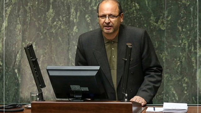 یک عضو کمیسیون امنیت ملی مجلس: نظام با حملات نظامی به‌تنهایی ساقط نمی‌شود مگر آنکه مردم به خیابان‌ها بیایند