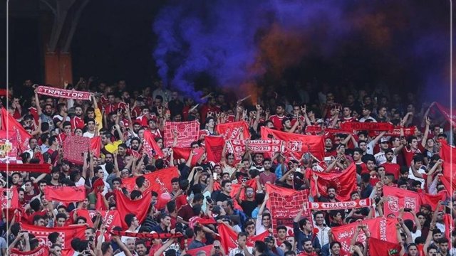 Traktorun məğlub elan edilməsi ehtimalı: irqçiliyə mükafat