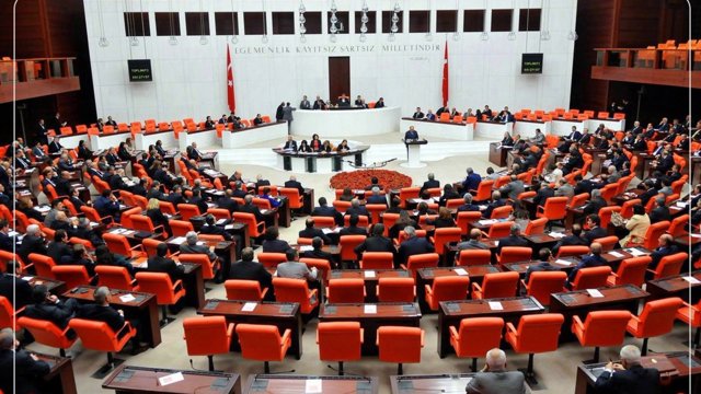 Məkkə müdafiə paktı Türkiyə parlamentinin komissiyasında təsdiqlənib