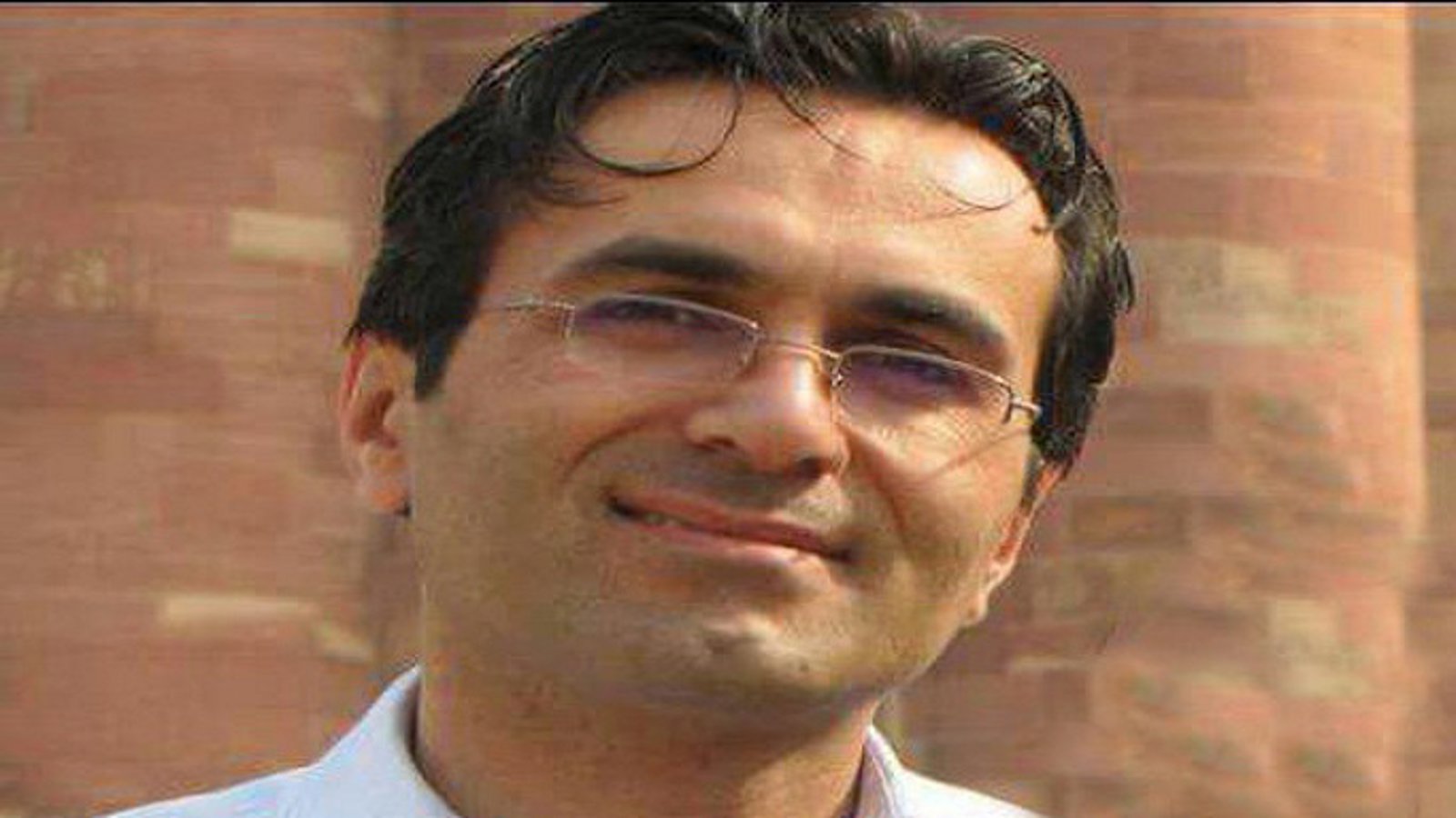 رئیس سازمان بازرسی ایران: اگر اسرار پرونده پزشک سرطان شناس اردبیلی را فاش کنیم در ایران نمی مانید