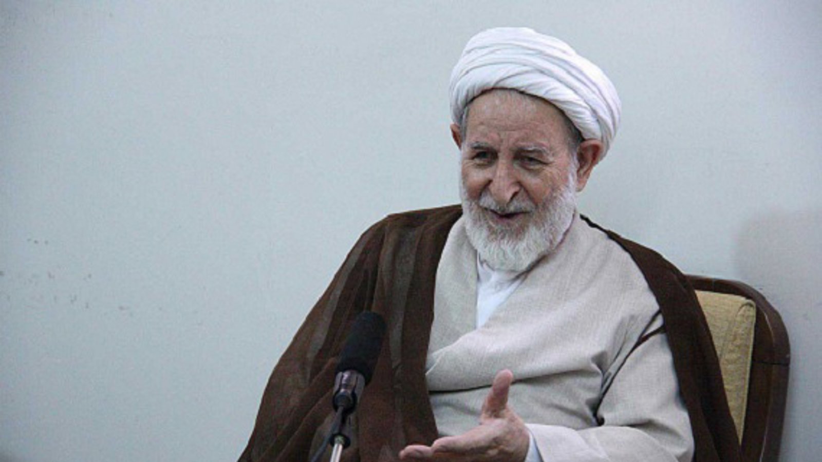 آیت الله محمد یزدی :  آیت الله خامنه ای منصوب خدا و پیامبر است