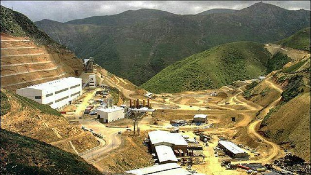 درآمد شرکت مس آزربایجان در بانک های آزربایجان سپرده‌گذاری نمی‌شود