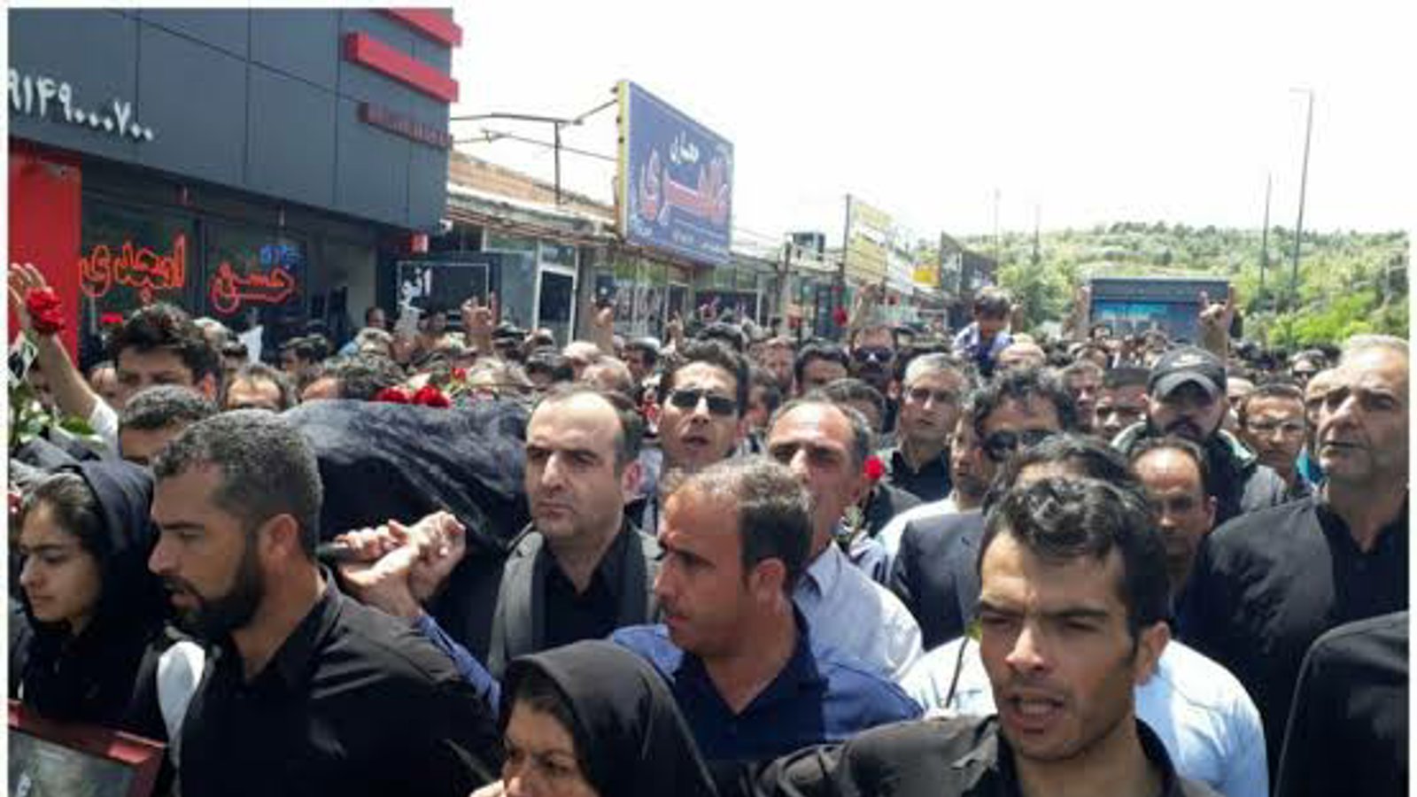 امتناع ارگان‌های امنیتی از تحویل وسایل شخصی بازداشت‌شدگان در مراسم خاکسپاری عزیز پورولی