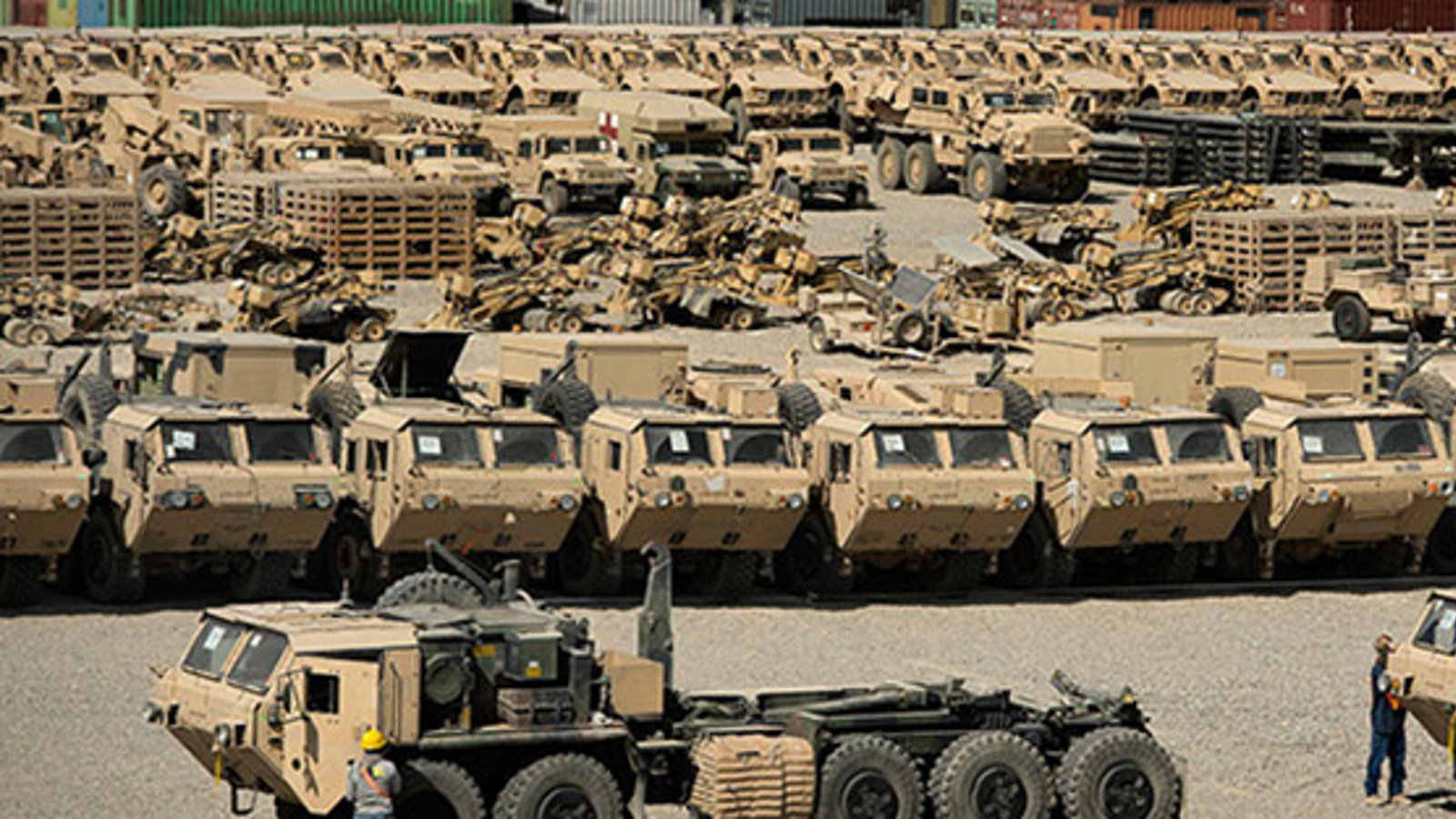 انتقال عظیم نیروی نظامی به یک پایگاه نظامی در عراق توسط آمریکا!