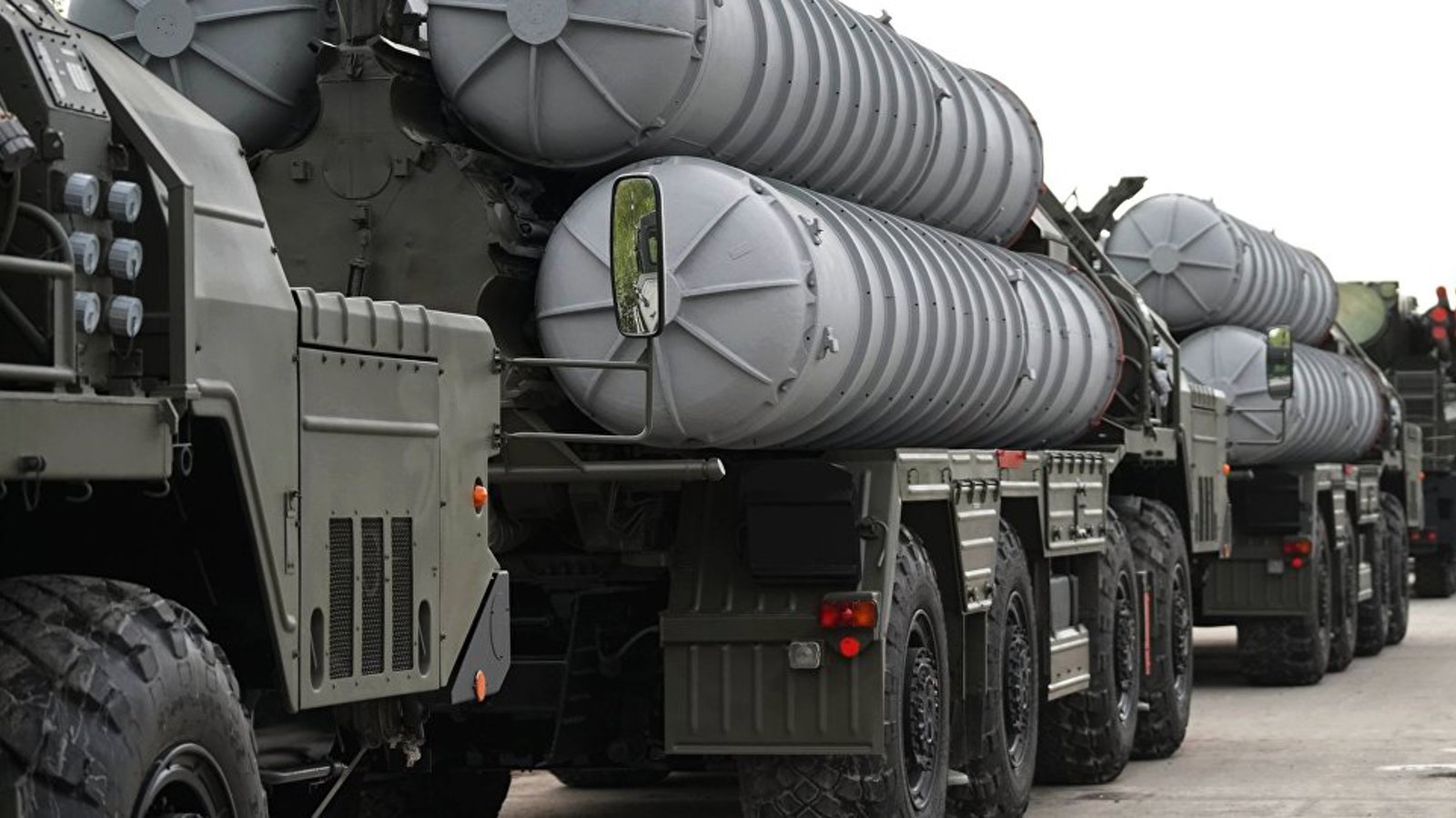 ناگریز به خرید اس-۴۰۰ شدیم/ درخواست خرید پاتریوت را با ترامپ مطرح خواهم کرد