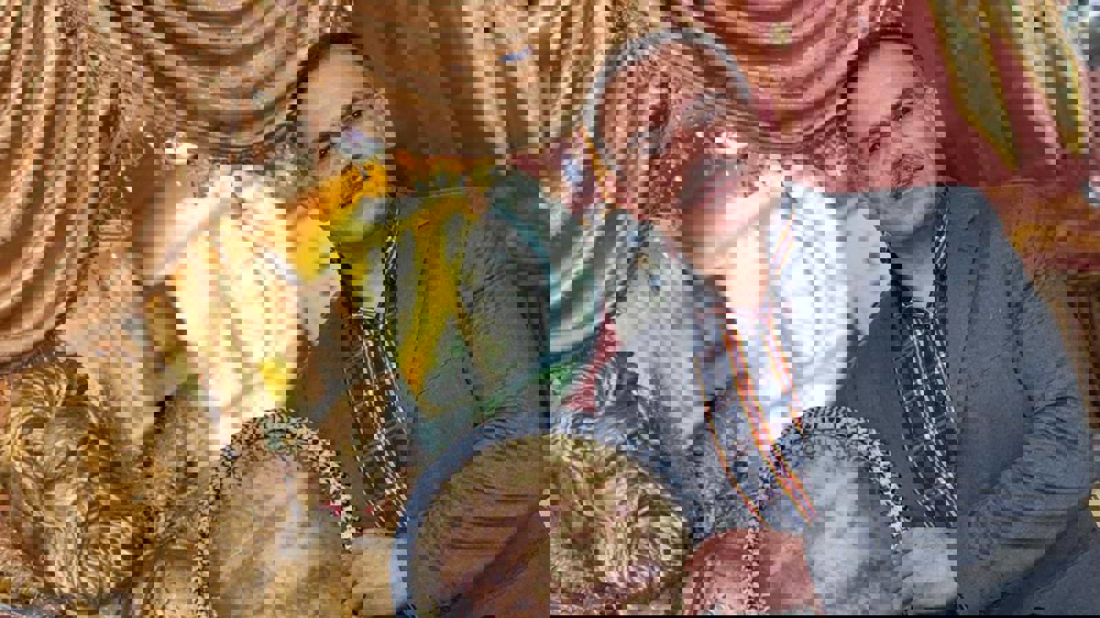 عباس نیکروان جهت اجرای حکم بازداشت و راهی زندان سلماس شد