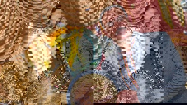 عباس نیکروان جهت اجرای حکم بازداشت و راهی زندان سلماس شد