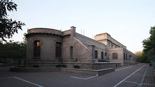 اعتراض نسبت به انتقال شورای شهر تبریز به نخستین موزه کاریکاتور آسیا