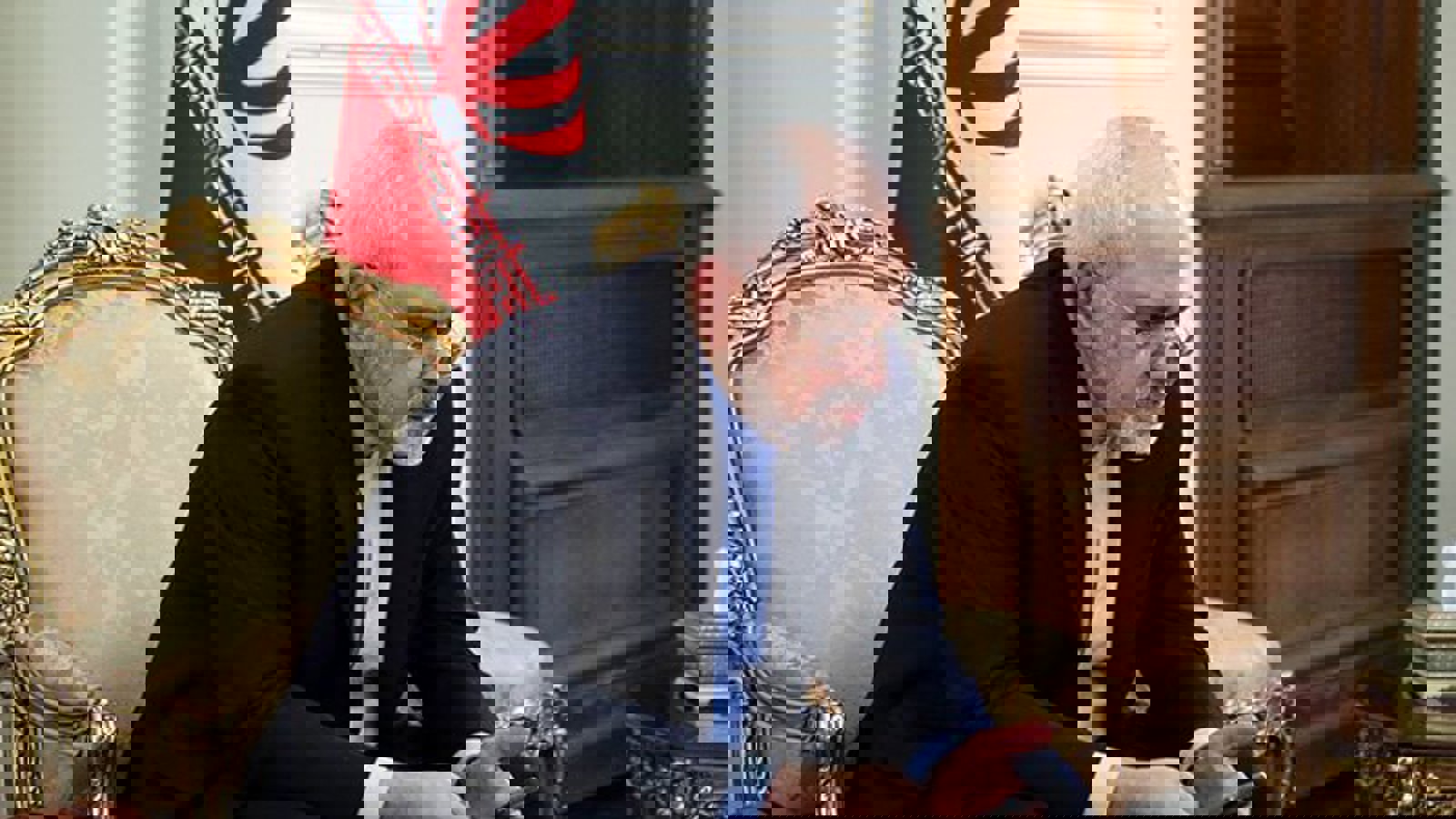 دیدار جمعی از فعالان ستاد انتخاباتی پزشکیان در آزربایجان با ظریف