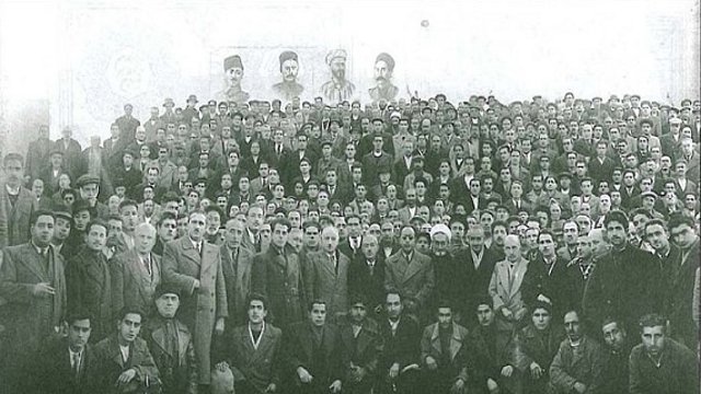 ۱۲ شهریور سالروز تشکیل فرقه دموکرات آزربایجان جنوبی و تبریک سایت تحلیلی خبری آراز نیوز