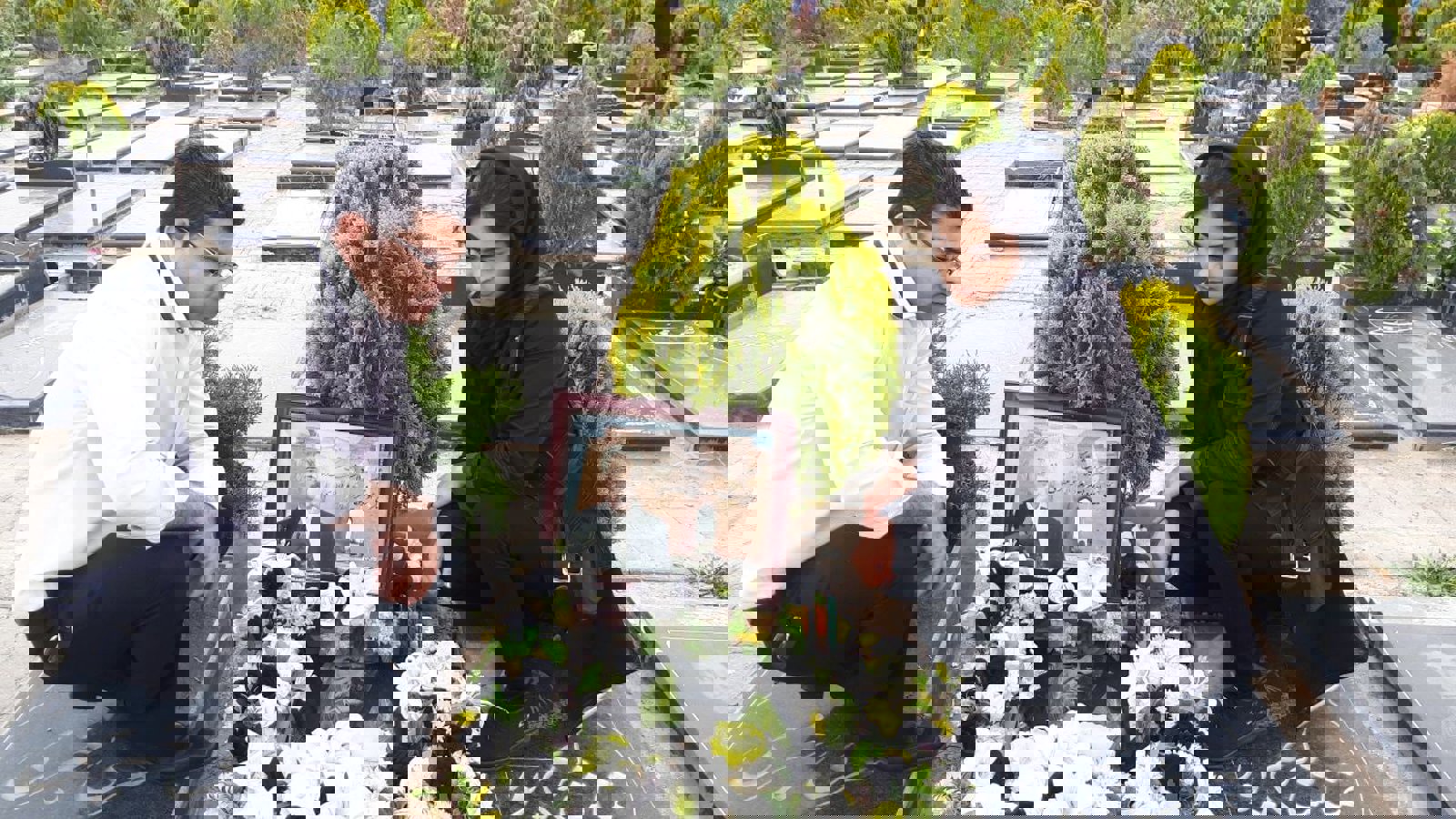 سومین سالگرد درگذشت نماد مقاومت مرحوم عزیز پورولی برگزار شد