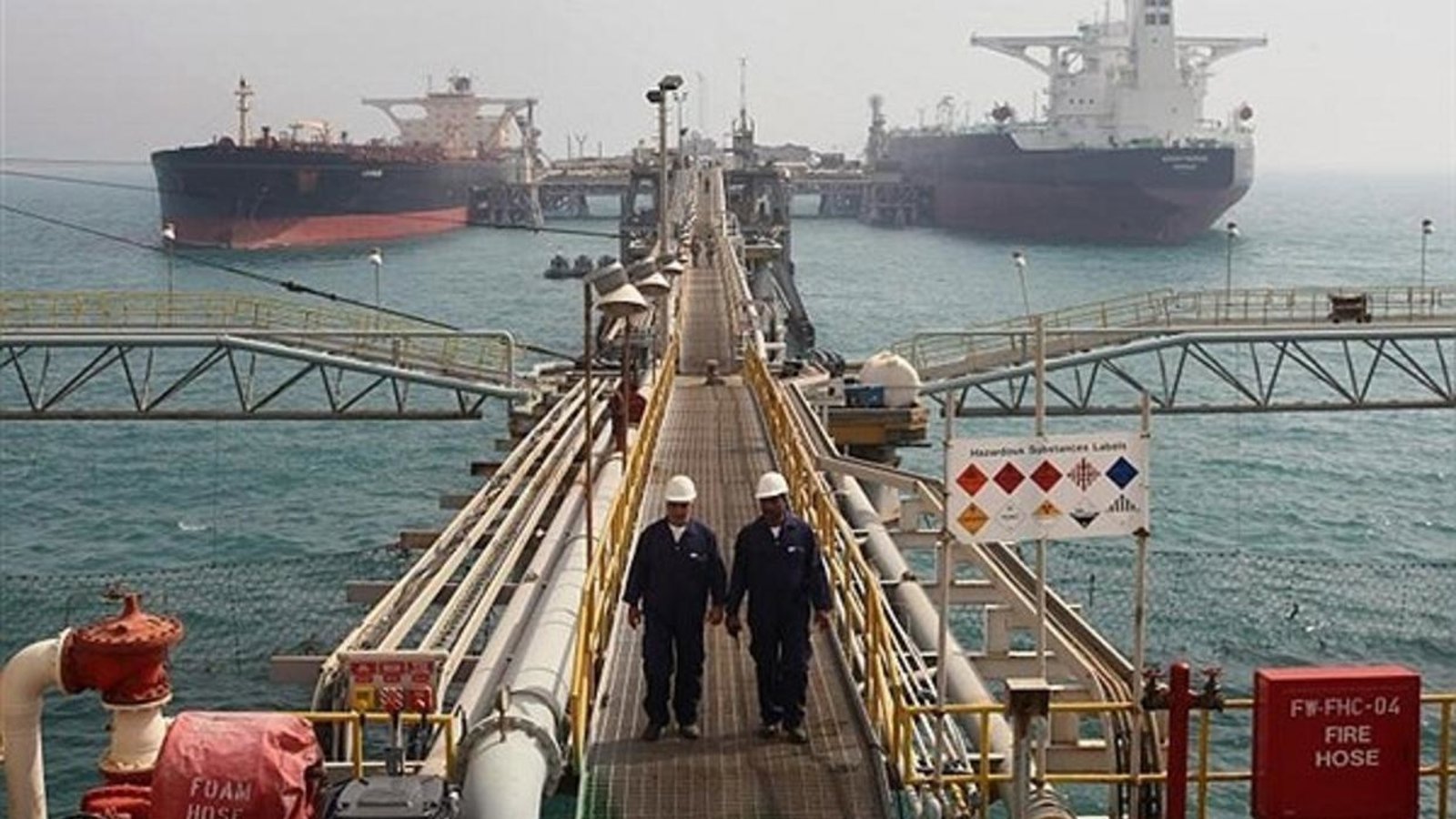 سقوط قیمت نفت سنگین ایران به زیر ۱۵ دلار