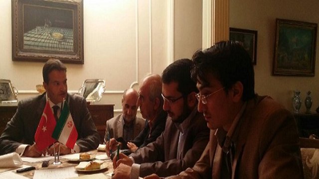سرکنسول تورکیه در تبریز در نشستی مطبوعاتی:مردم تورکیه داستان قهرمانی رقم زدند/اجرای طرح لغو ممنوعیت تورهای گردشگری به تورکیه