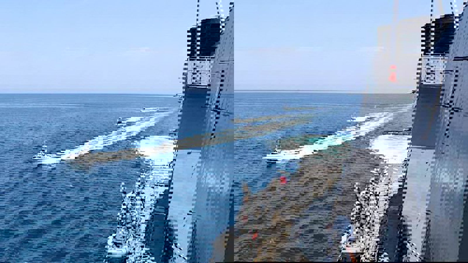 ترامپ: دستور داده‌ام هر قایق ایرانی که برای کشتی‌های ما ایجاد مزاحمت کرد نابود شود