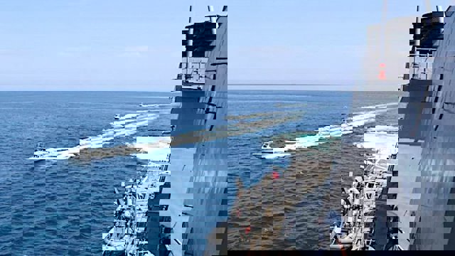 ترامپ: دستور داده‌ام هر قایق ایرانی که برای کشتی‌های ما ایجاد مزاحمت کرد نابود شود