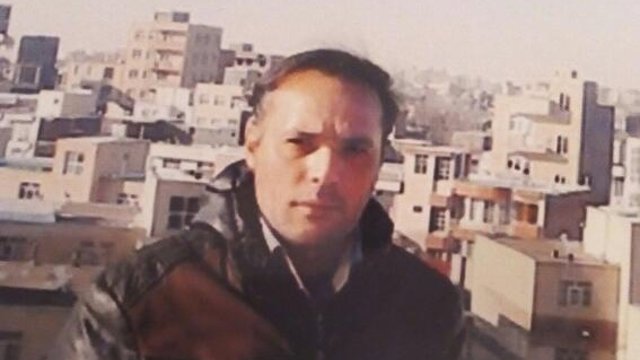 حبیب ساسانیان در اثر ضرب و شتم مامورین زندان تبریز شدیدا مجروح شده است