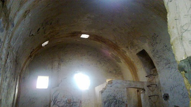 حمام تاریخی روستای داش آغیل اورمیه تخریب گشته است