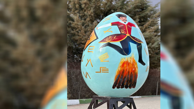 تخم‌مرغ‌ها را آخر بهار می‌شمارند