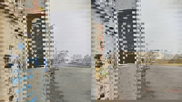 فعالین آذربایجانی با توزیع صدها پوستر در سطح شهر اردبیل خطاب به ملت عرب خوزستان؛