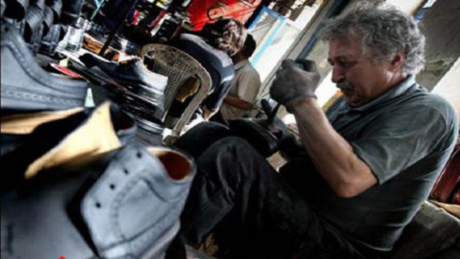 تعطیلی ۷۰درصد کارگاه‌های تولیدی کفش در تبریز