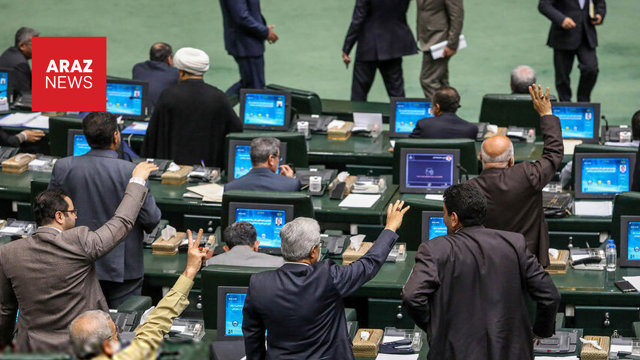 گامی دیگر به سوی قطع کامل ارتباط با جهان؛ مجلس استفاده از استارلینک را جرم‌انگاری کرد