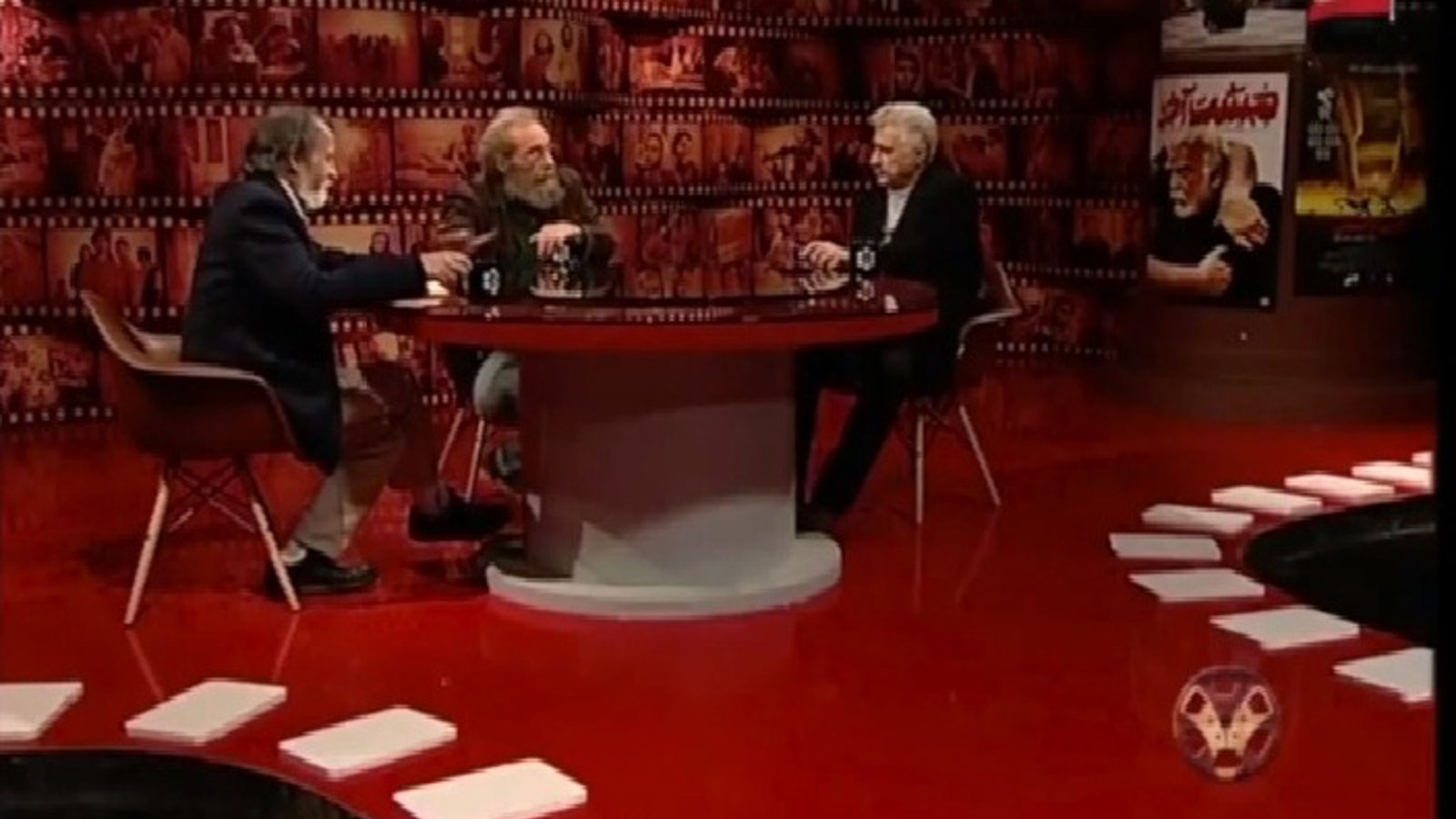 منتقدان سینمایی پان فارس فیلم تورکی کؤمور را ناخودی می خوانند