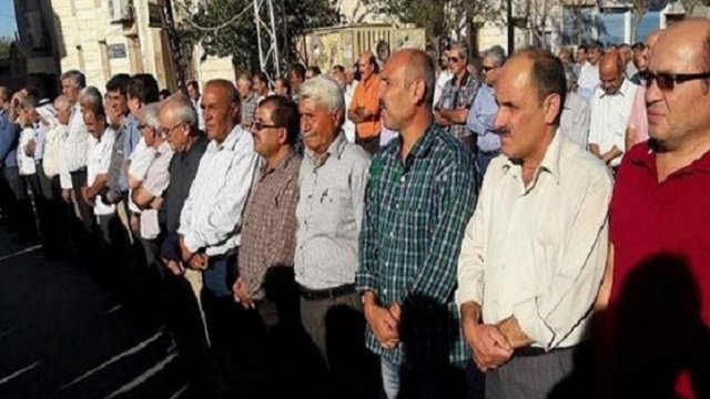 سرکوب تظاهرات آرام کردهای سوریه توسط گروه تروریستی پ.ی.د