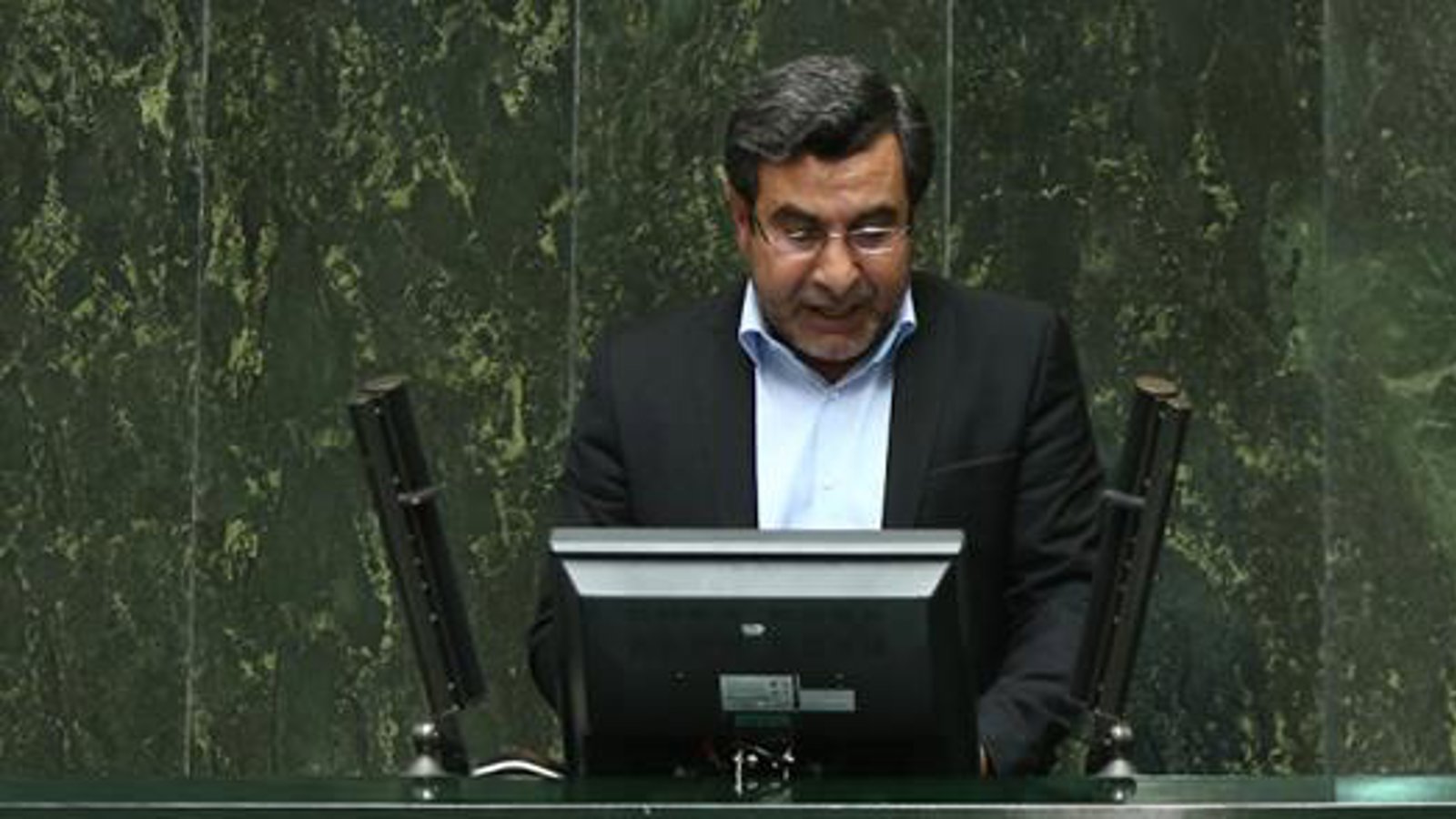 عزل «کبیری» از ریاست مجمع نمایندگان آزربایجان‌غربی؛ طرح تجزیه غرب آزربایجان منتفی شد