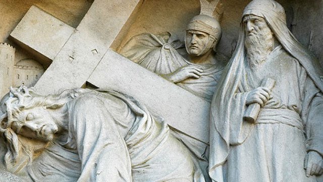 چاپلوسان دربار ولایت فقیه یا کشیش‌هایی که بهشت را می‌فروشند!