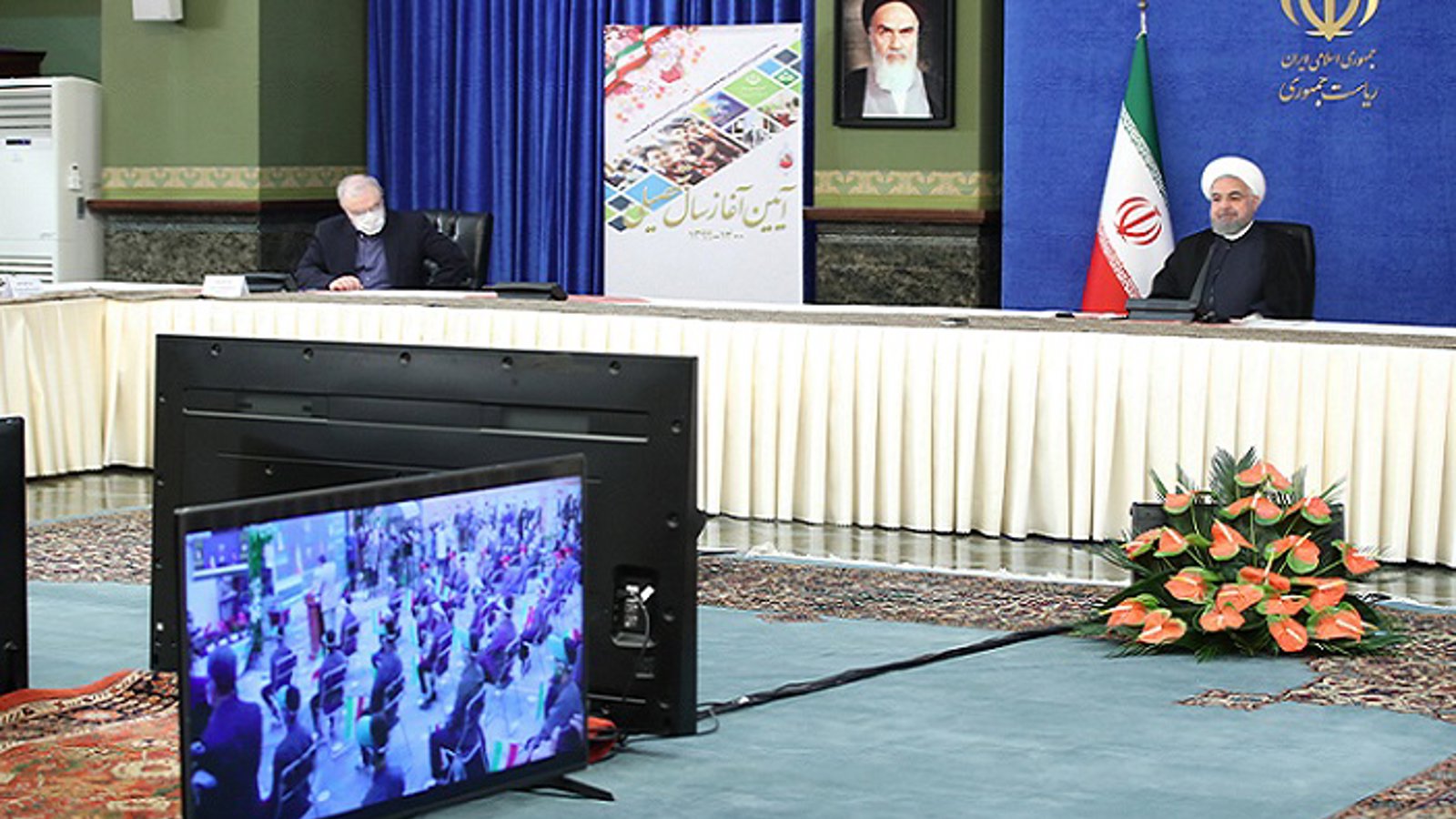 مخالفت نظام پزشکی ایران از بازگشایی «حضوری» مدارس / روحانی با حضور ویدئویی سال جدید را شروع کرد