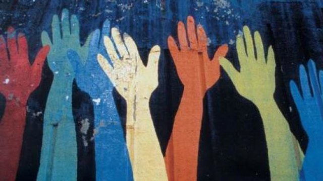 گرایشات قومی ممنوع مگر به نفع قوم پارس!