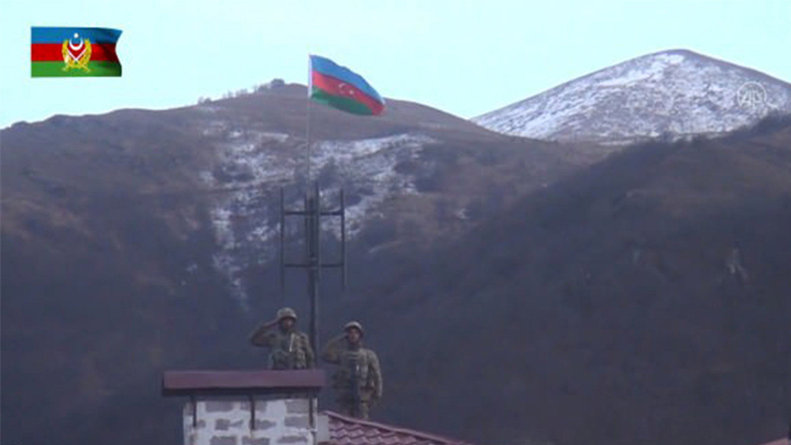 ارتش آزربایجان پرچم مقدس آزربایجان را در کلبجر به اهتزاز درآورد